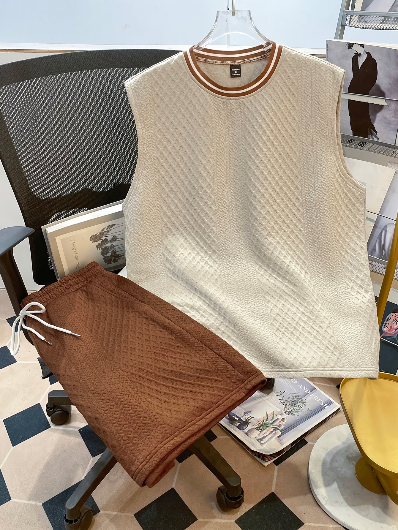 Contrast Colour Sleeveless Top & Shorts Set