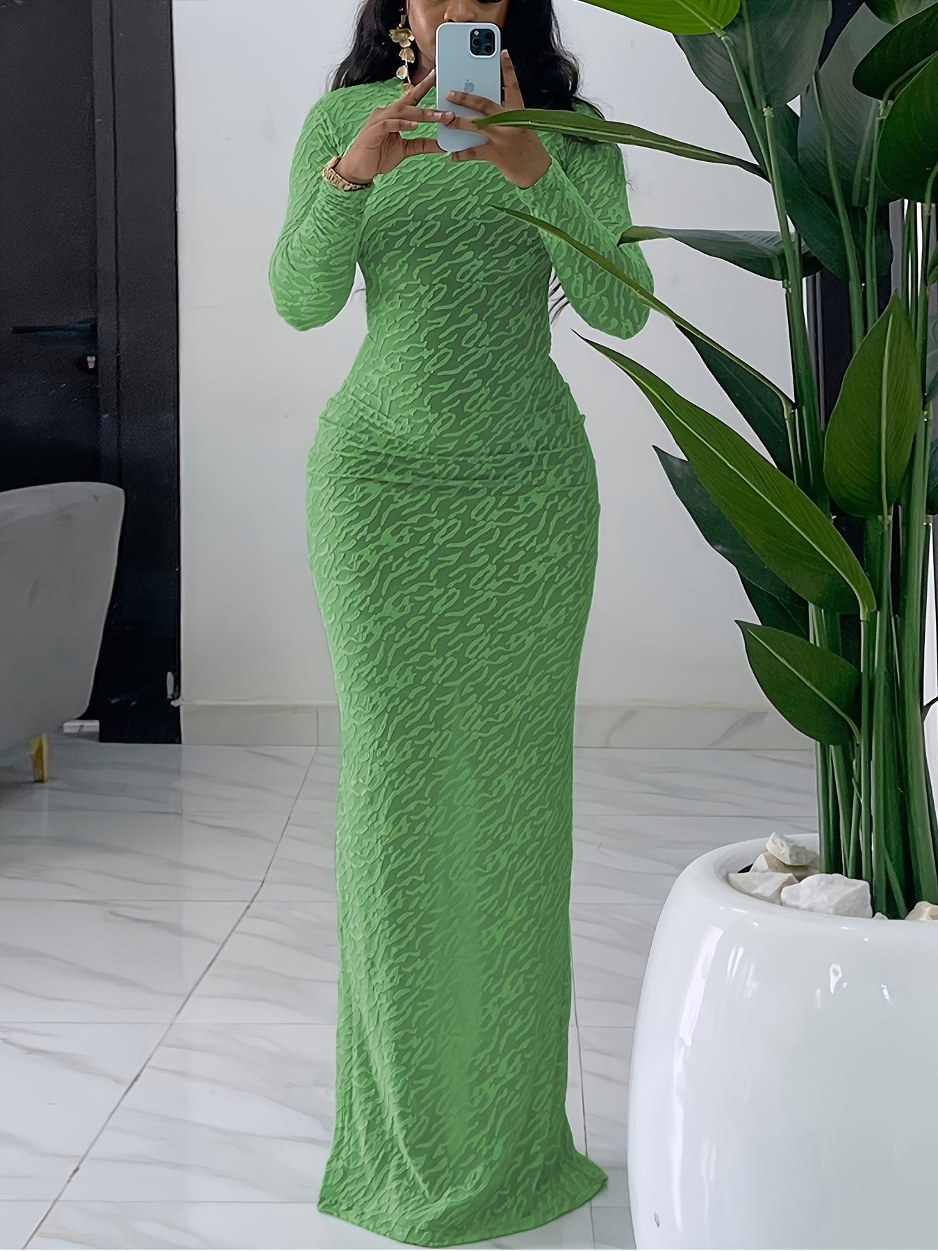 Plus Size Ribbed Round Neck Slim Hip-Wrap Maxi Dress