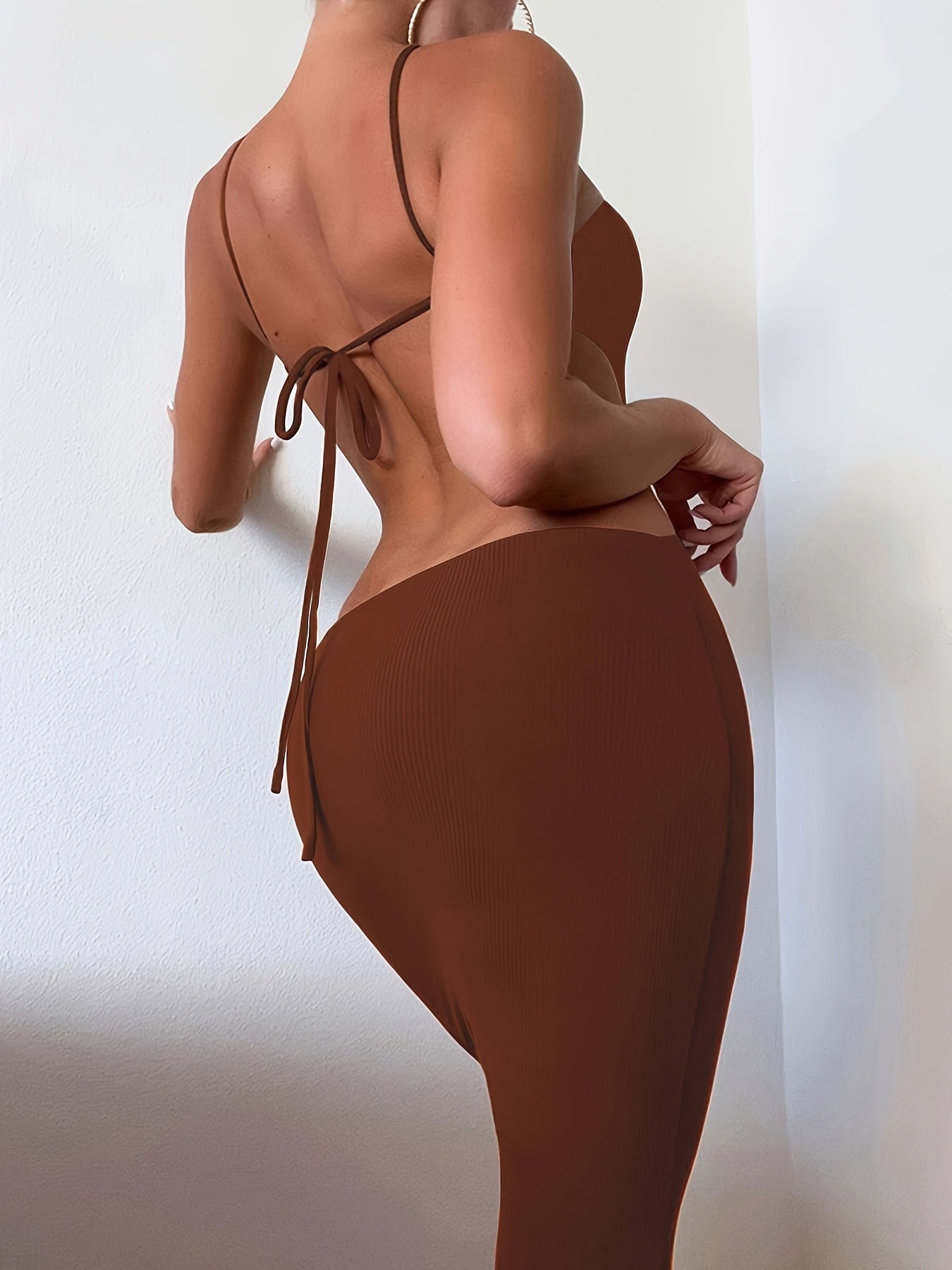 1pc Women'S Open Back Hollow Out Strap Backless Dress with Halter Neck Fitted Bodycon Dress for Layering, Commuting, And Home
