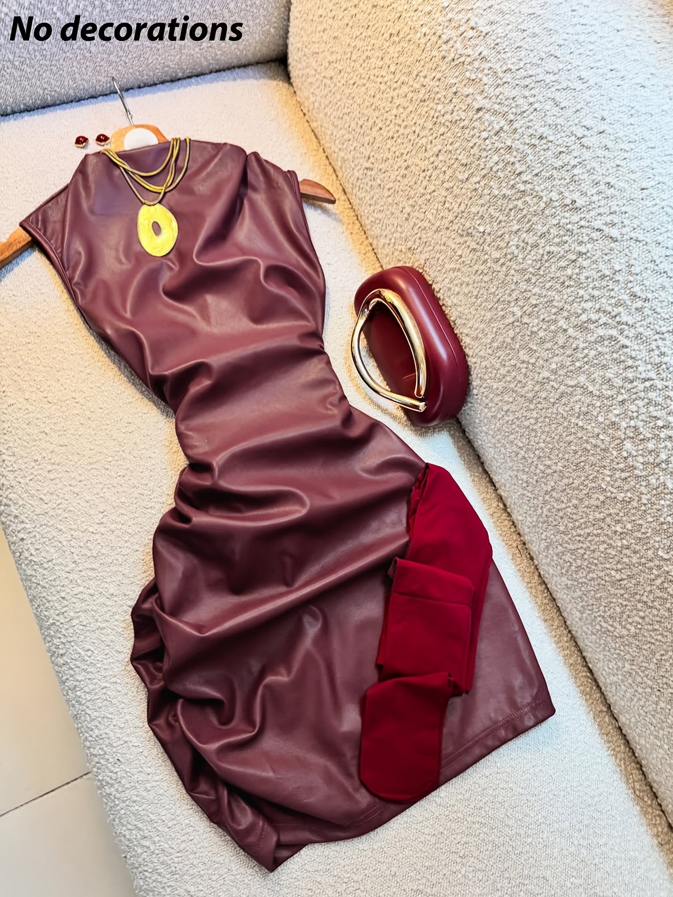 Elegant Sleeveless Fitted Dress