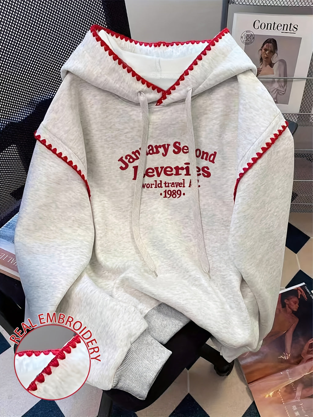 Red Letter Print Shell Embroidery Simple Romantic Everyday Versatile Color-Block Letter Hooded Sweatshirt Pullover, Commuting Elegant Style, Holiday Atmosphere, Suitable for Dates, Parties, Valentine's Day, Must-Have Pullover Sweatshirt