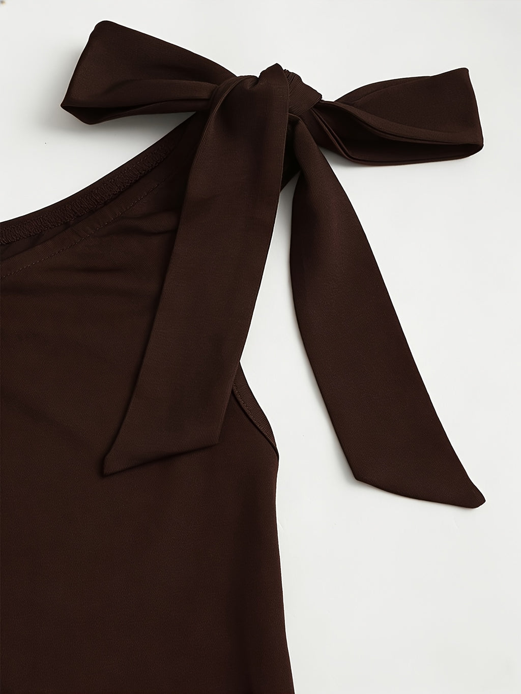 Metal Flower Pleated Fashion Dress