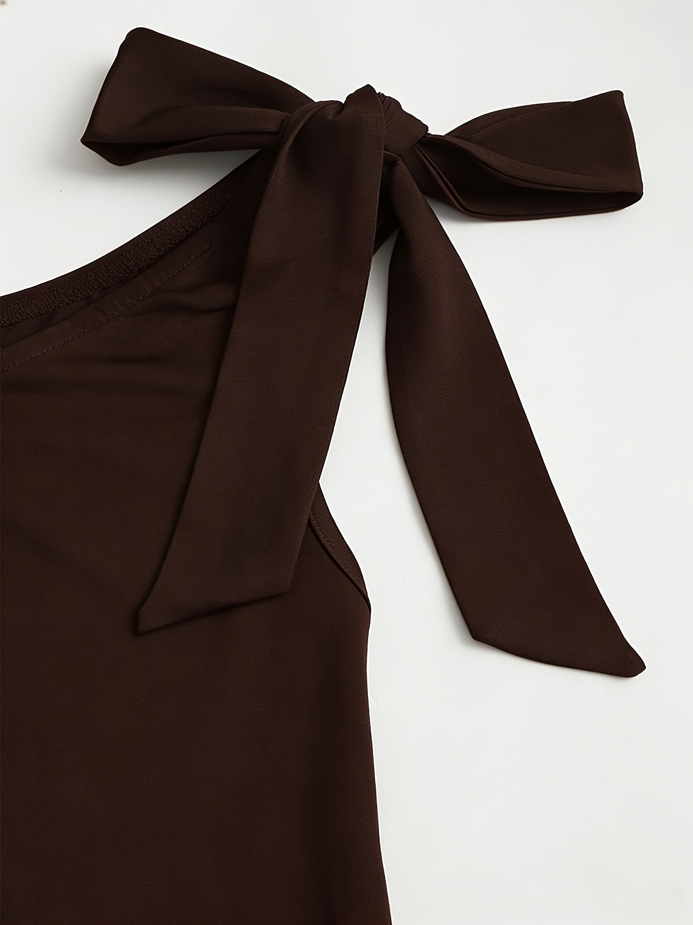 Metal Flower Pleated Fashion Dress