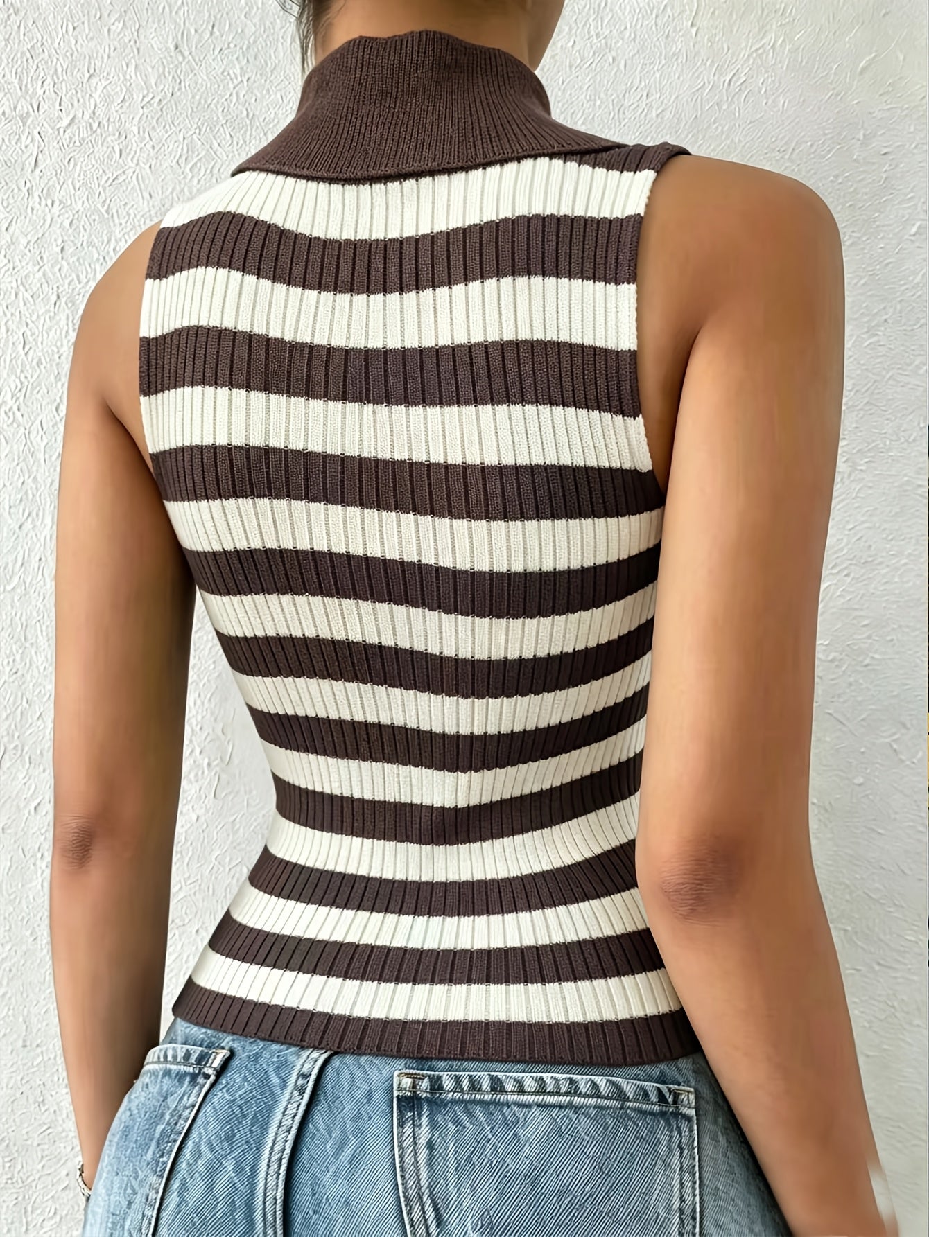 Women's Contrast Stripe Polo Collar Slim Fit Sweater
