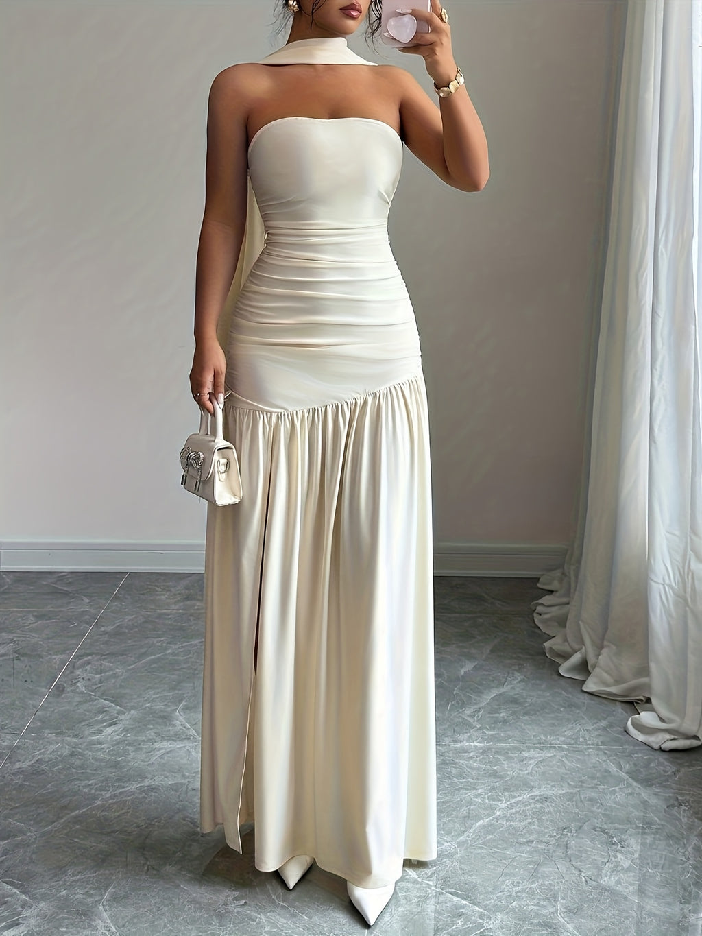 New Women's Fashionable Summer Solid Color Elegant Commuter Off-shoulder Flowing Long Dress with Ruffled Waist and Slit Hem, Suitable for Weddings, Dates and Vacations.