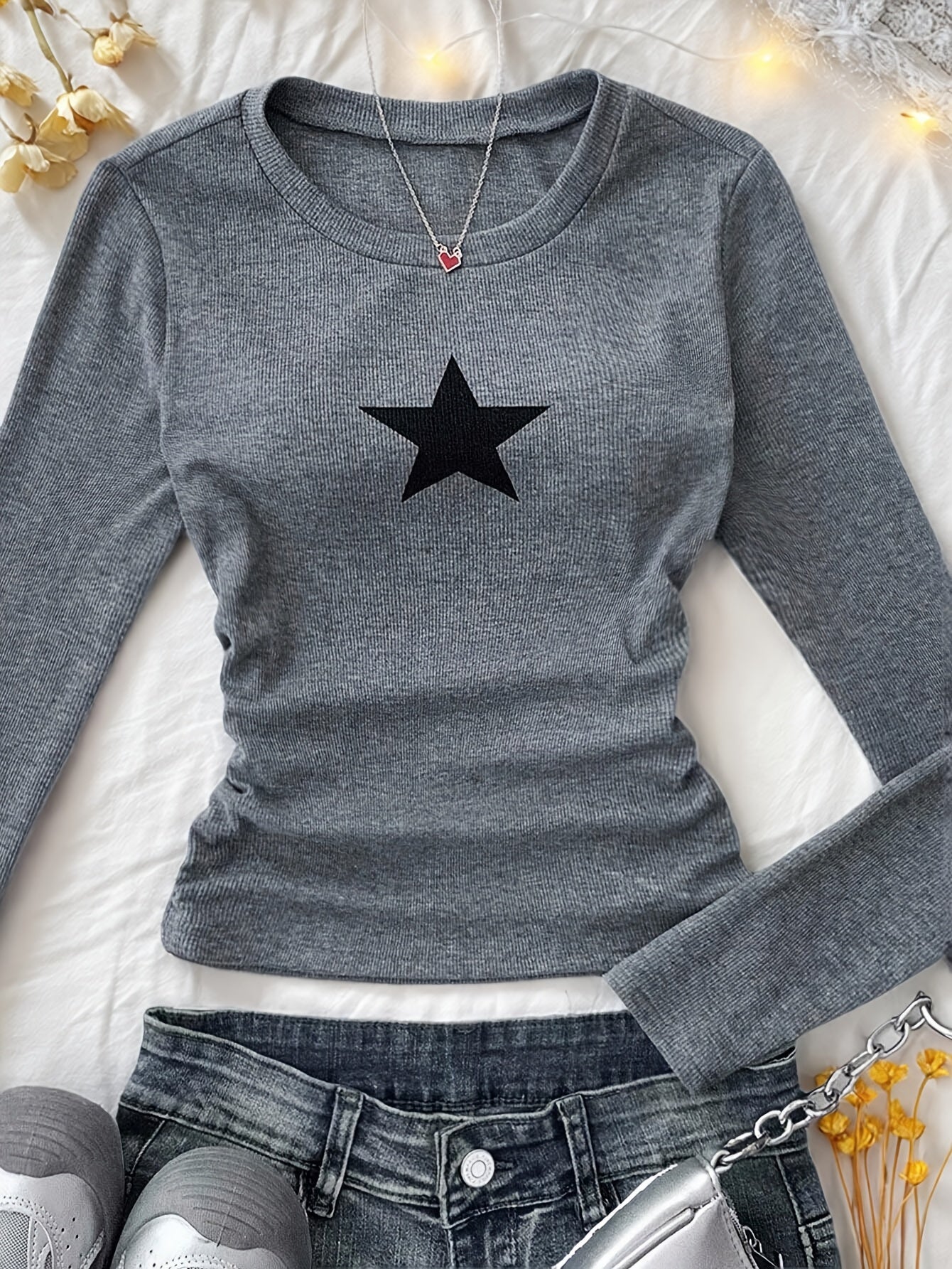 Teenage Solid Color Star Print Long-Sleeved T-Shirt, Lightweight Ribbed Knit Slim Short Style, Five-Pointed Star Trendy Print, Elastic, Soft And Comfortable, Versatile for Everyday Wear with Long Pants, Short Skirts, Party, Vacation, For Teenager