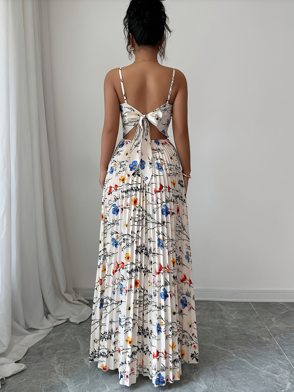 Floral Pleated Maxi Dress
