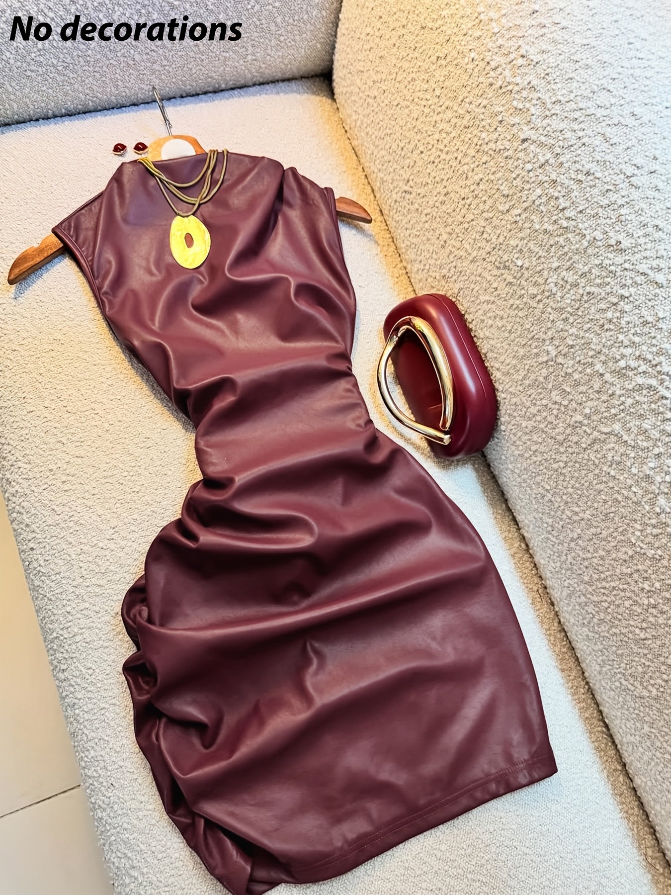 Elegant Sleeveless Fitted Dress