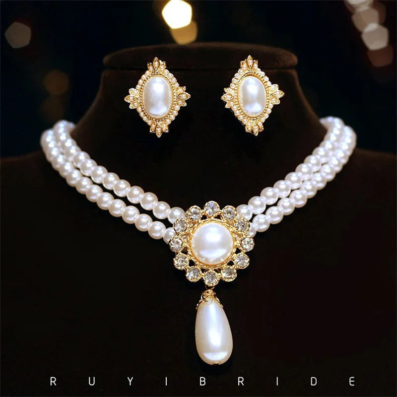 Women's Vintage Palace Full Pearl Pendant Necklace & Earrings