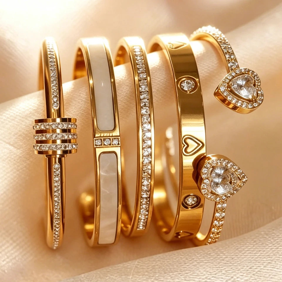 Gold Heart Zirconia Bangle Set