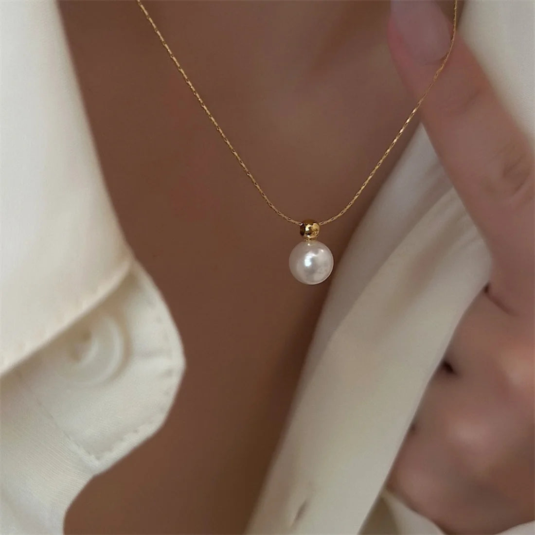 Women's Gold Plated Pearl Pendant Chain Necklace