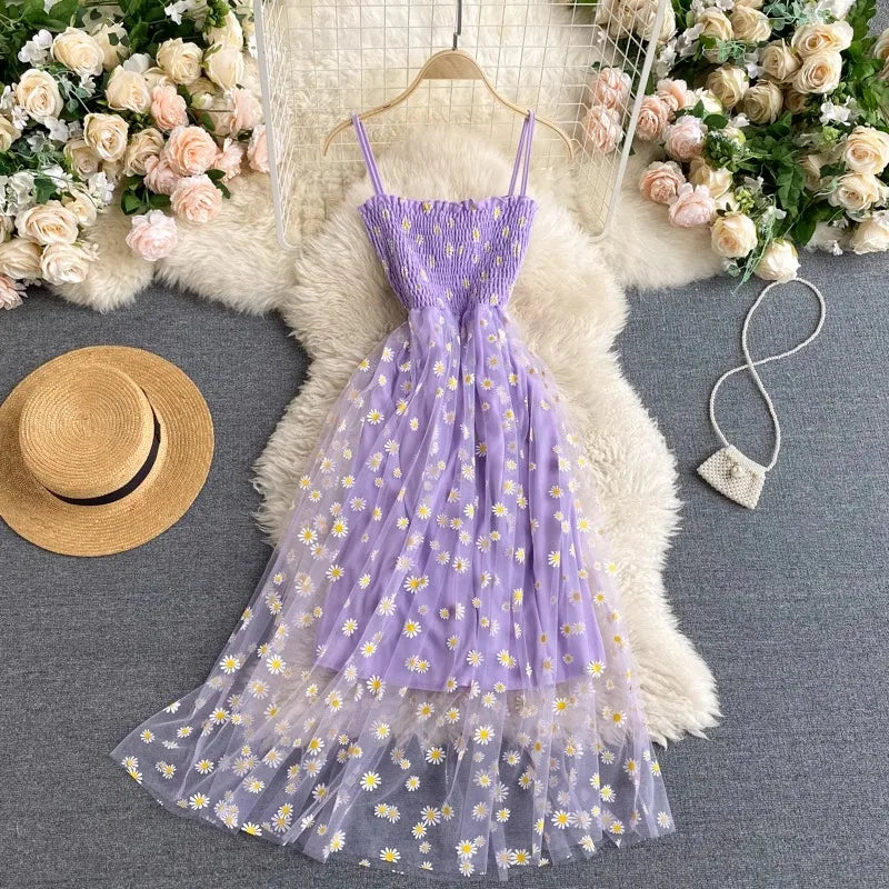 Floral party dresses  
Beach holiday dresses  
Streetwear sundresses
.