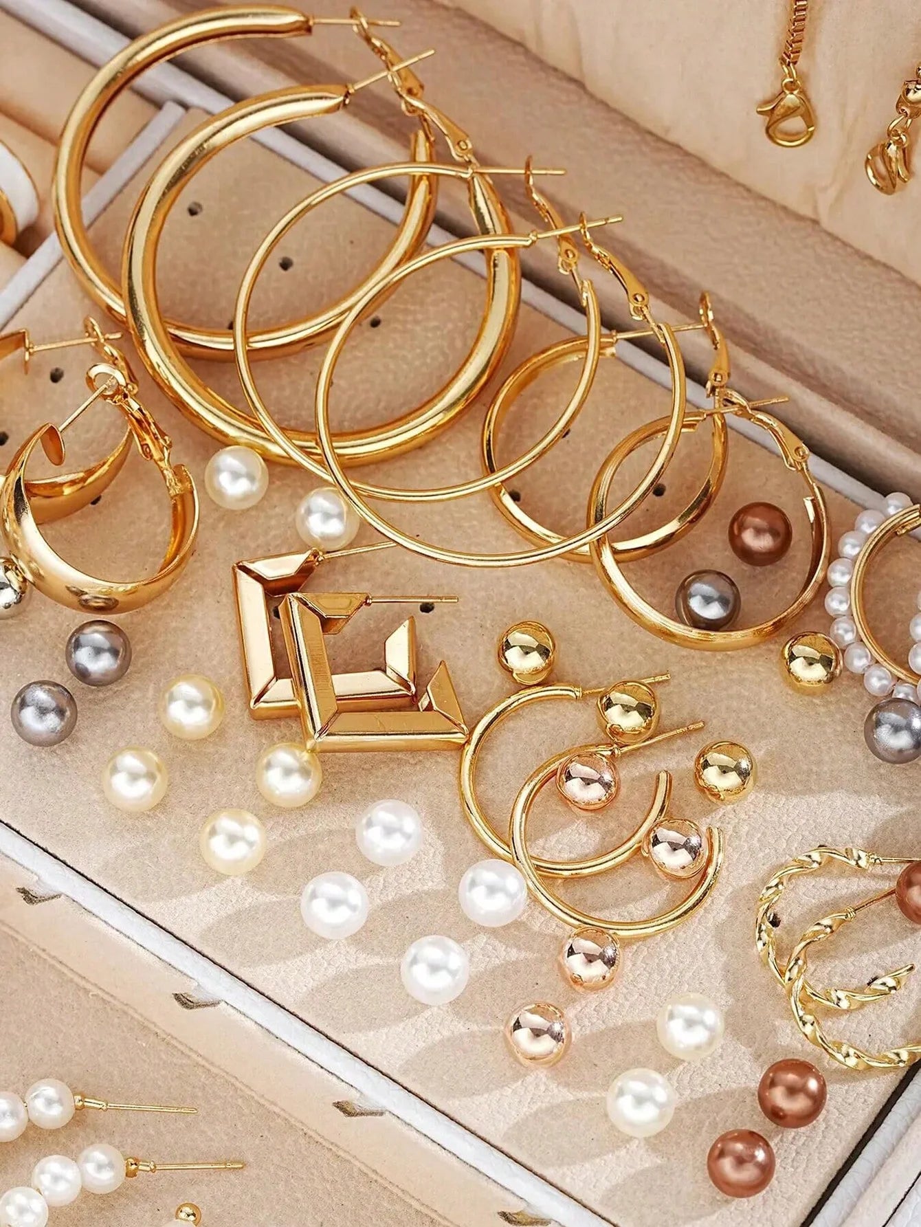 Pearl Jewelry Set (86pcs)