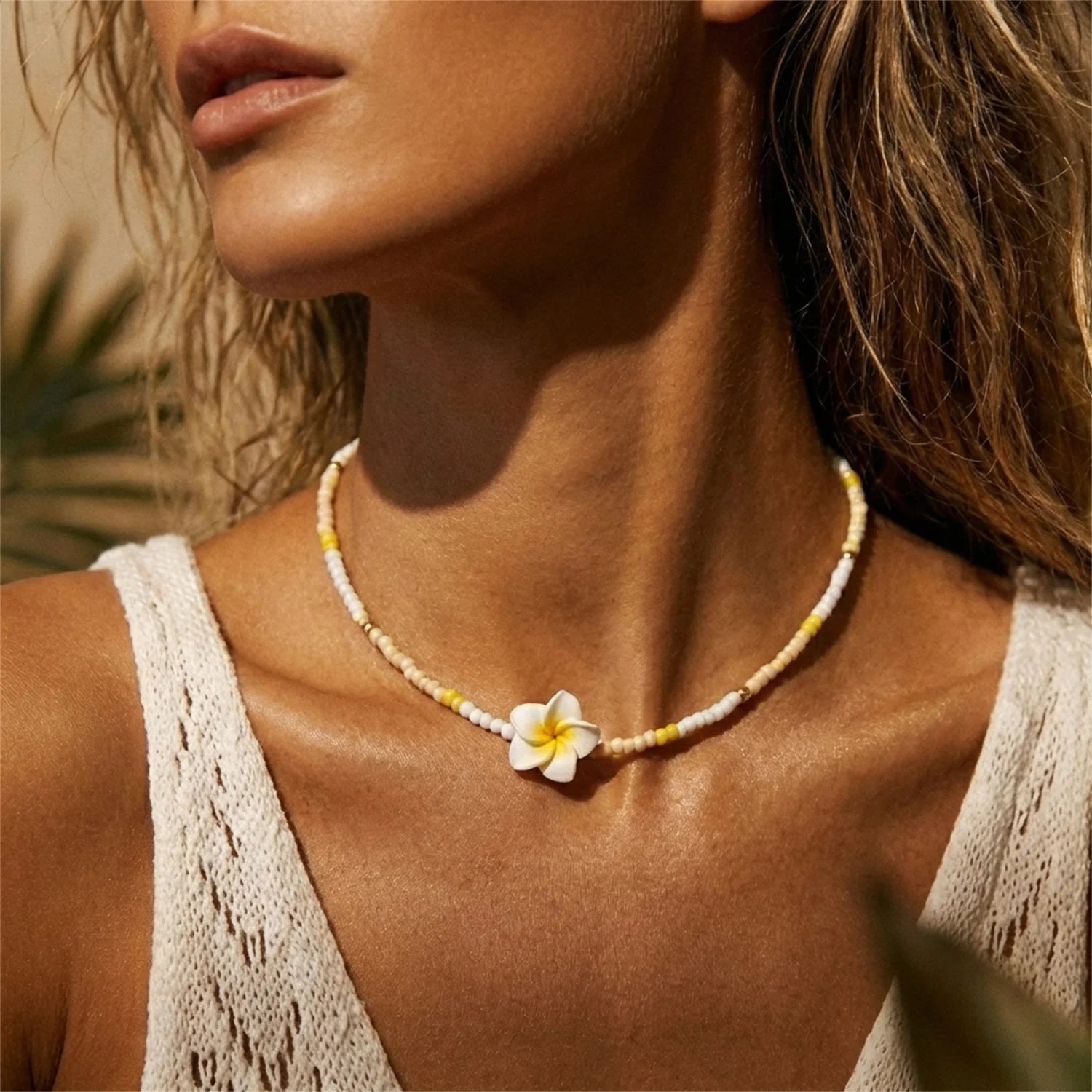 Women's Hawaiian Flower Pearl Beaded Choker Necklace