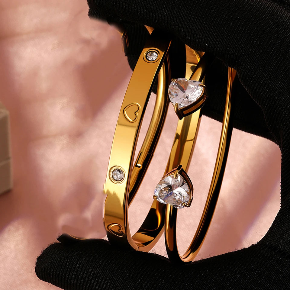 Women's 18K Gold Plated Heart Zirconia Open Bracelet