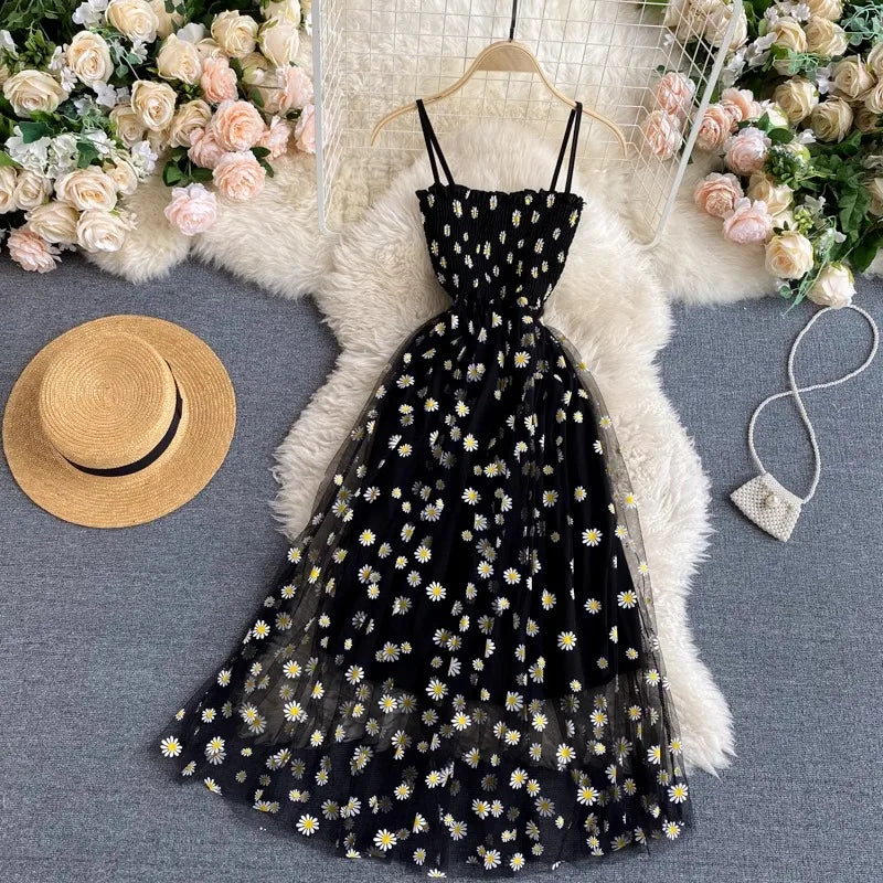Floral party dresses  
Beach holiday dresses  
Streetwear sundresses
.