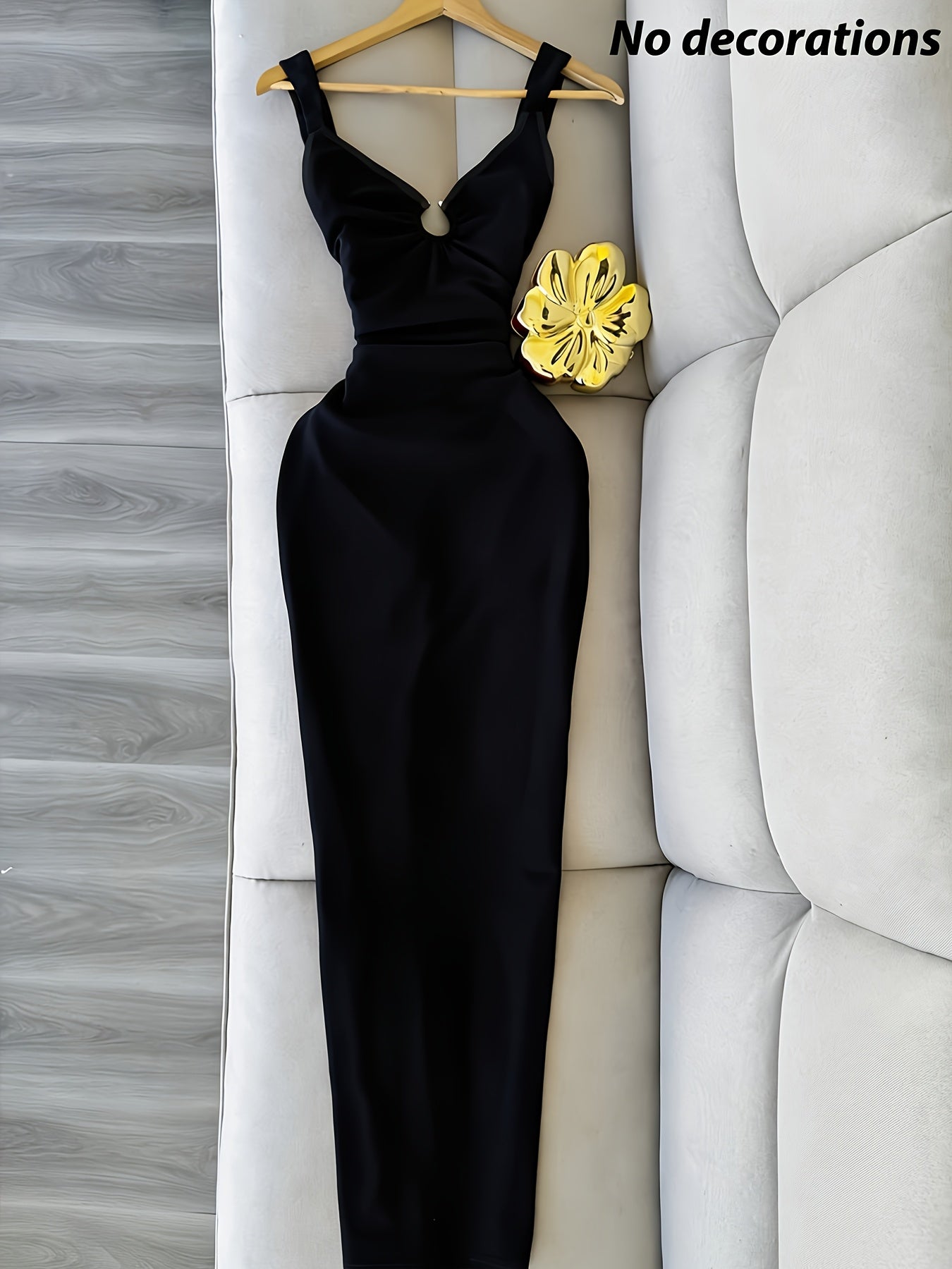 Four Seasons Women’s Dress with Metal Screw Buckle and Suspender Waist-Cinching.