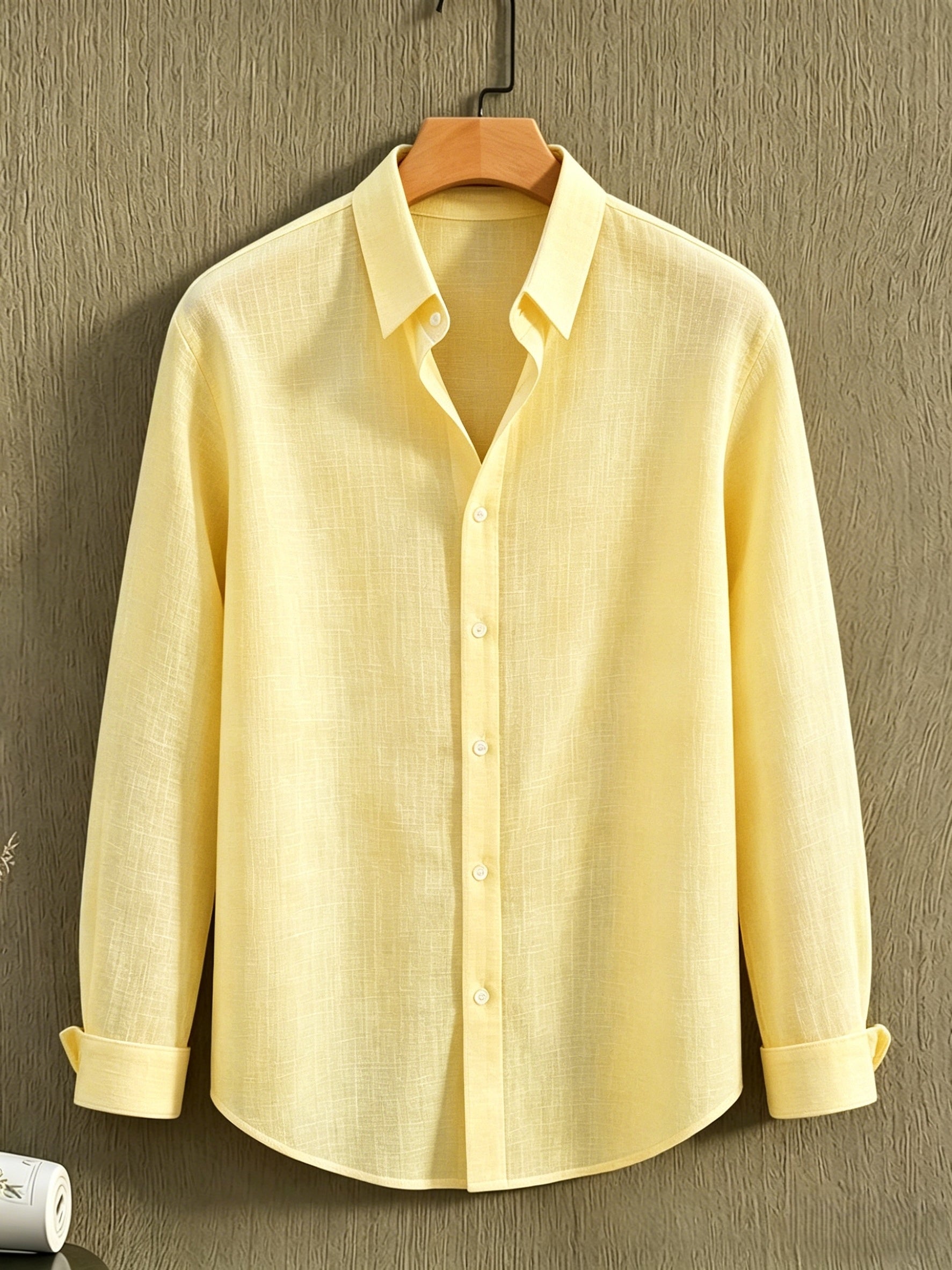 Men's Summer Tencel Textured Lapel Long-Sleeve Shirt, Loose Holiday Style, Breathable and Non-Stuffy, Slim Fit, for Daily Commuting or Beach Vacations, Solid Color Brightens Light Beige and Creates a Relaxed Look, Slim Fit Suits Various Body Types