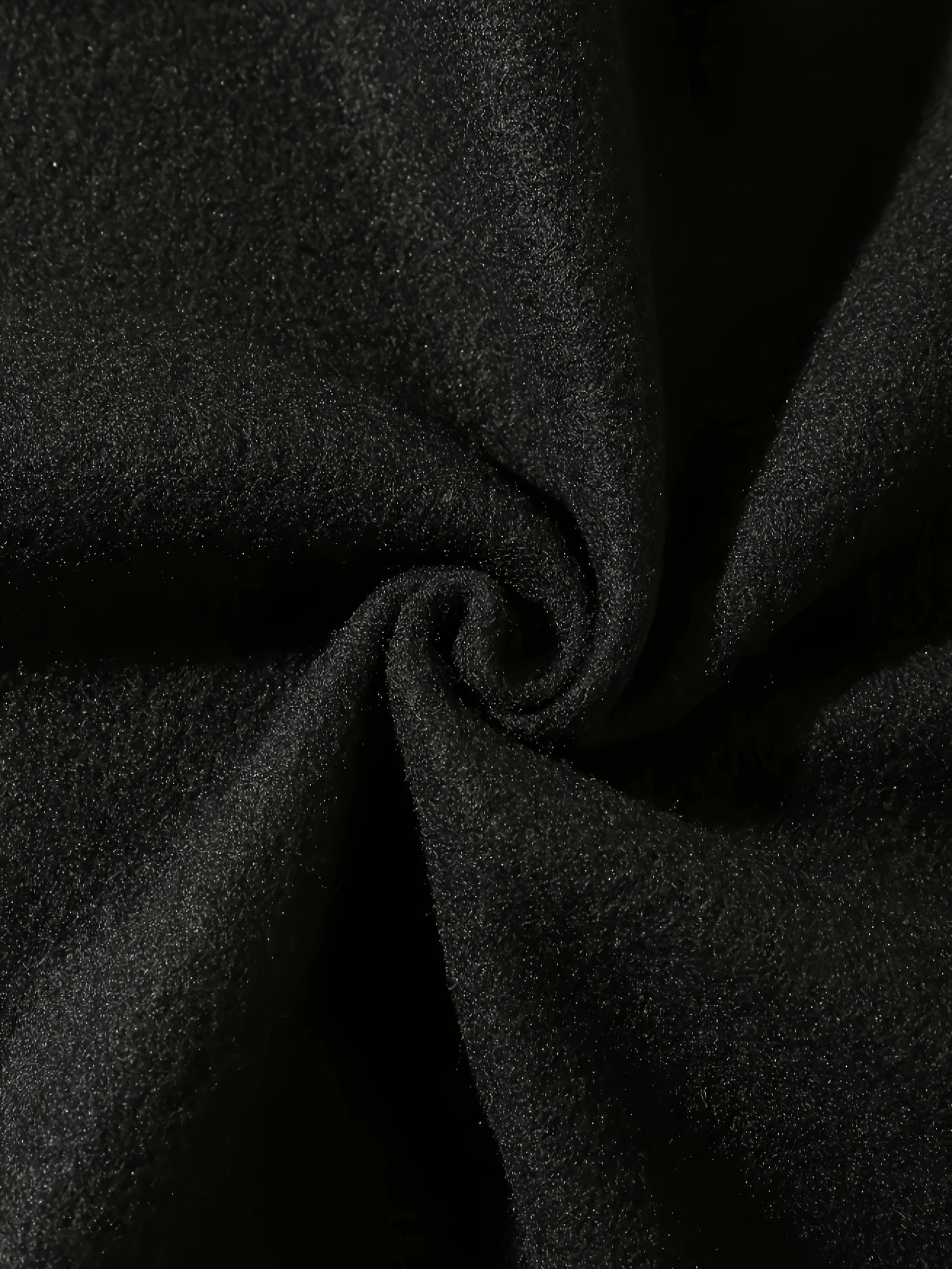 Women’s cropped zip-front hoodie jacket for autumn and winter.