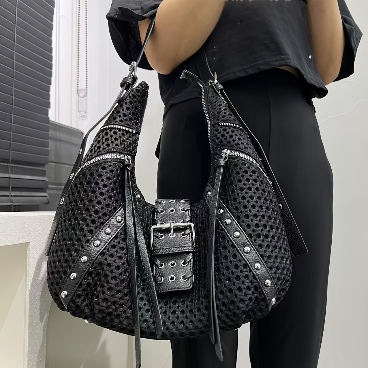 Women's Y2K Mesh Splicing Rivet Bucket Crossbody Bag