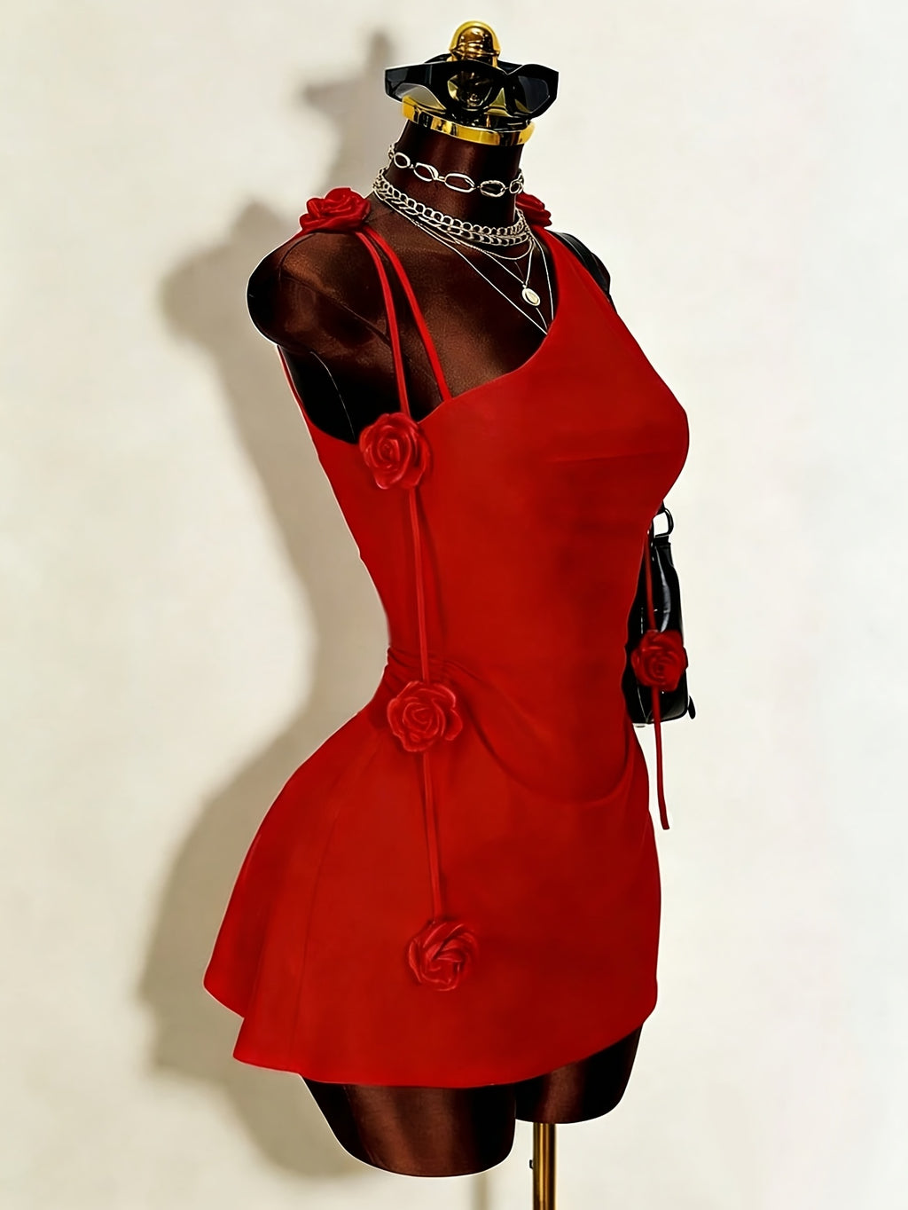 A New Floral Outfit Style Suitable for All Seasons, Featuring a Three-Dimensional Rose Decoration on a Sexy, Fitted Short Dress with a Backless Drawstring Design. Perfect for Dates, Parties, And Street Style