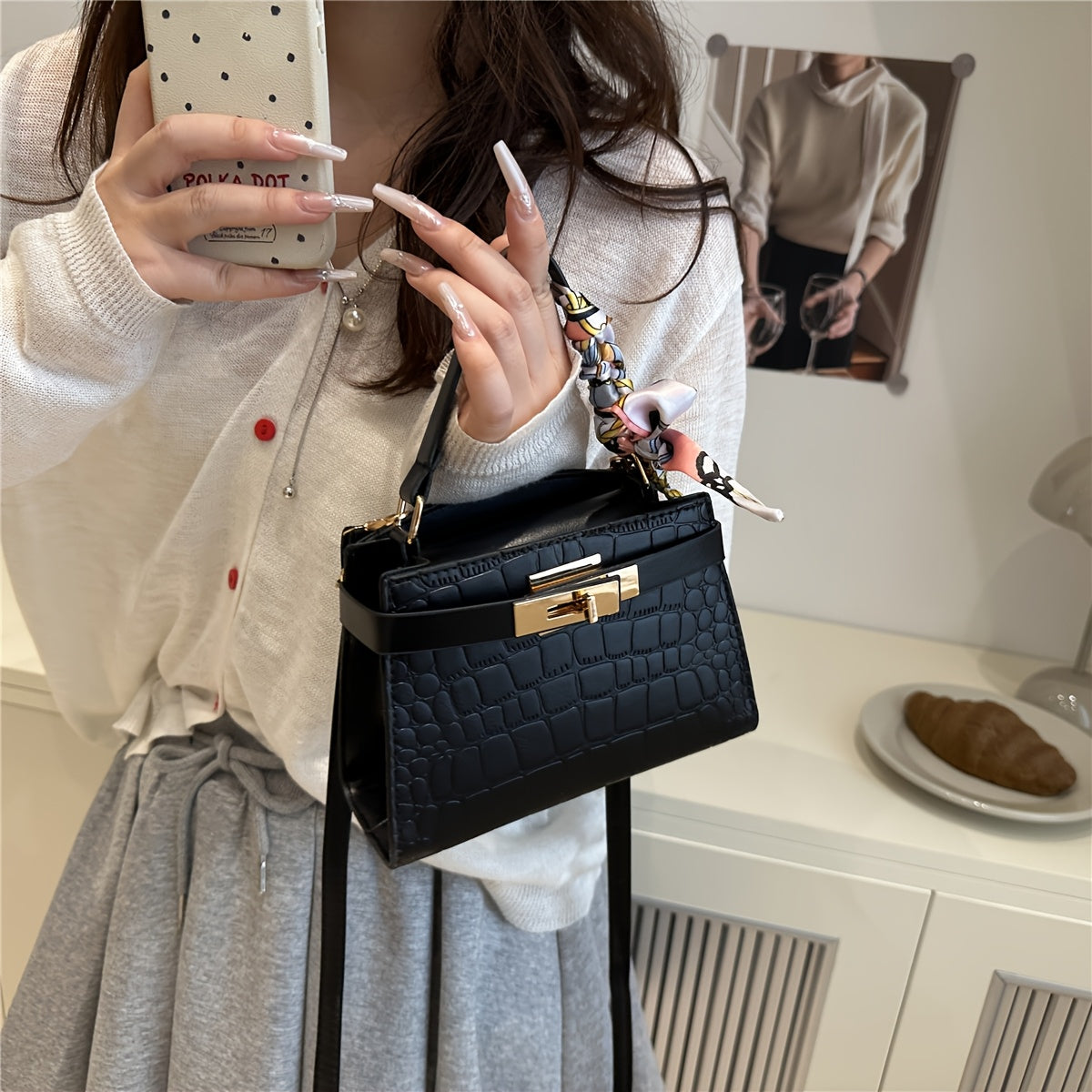 Women's Korean Style Lock Clasp Crossbody Square Bag