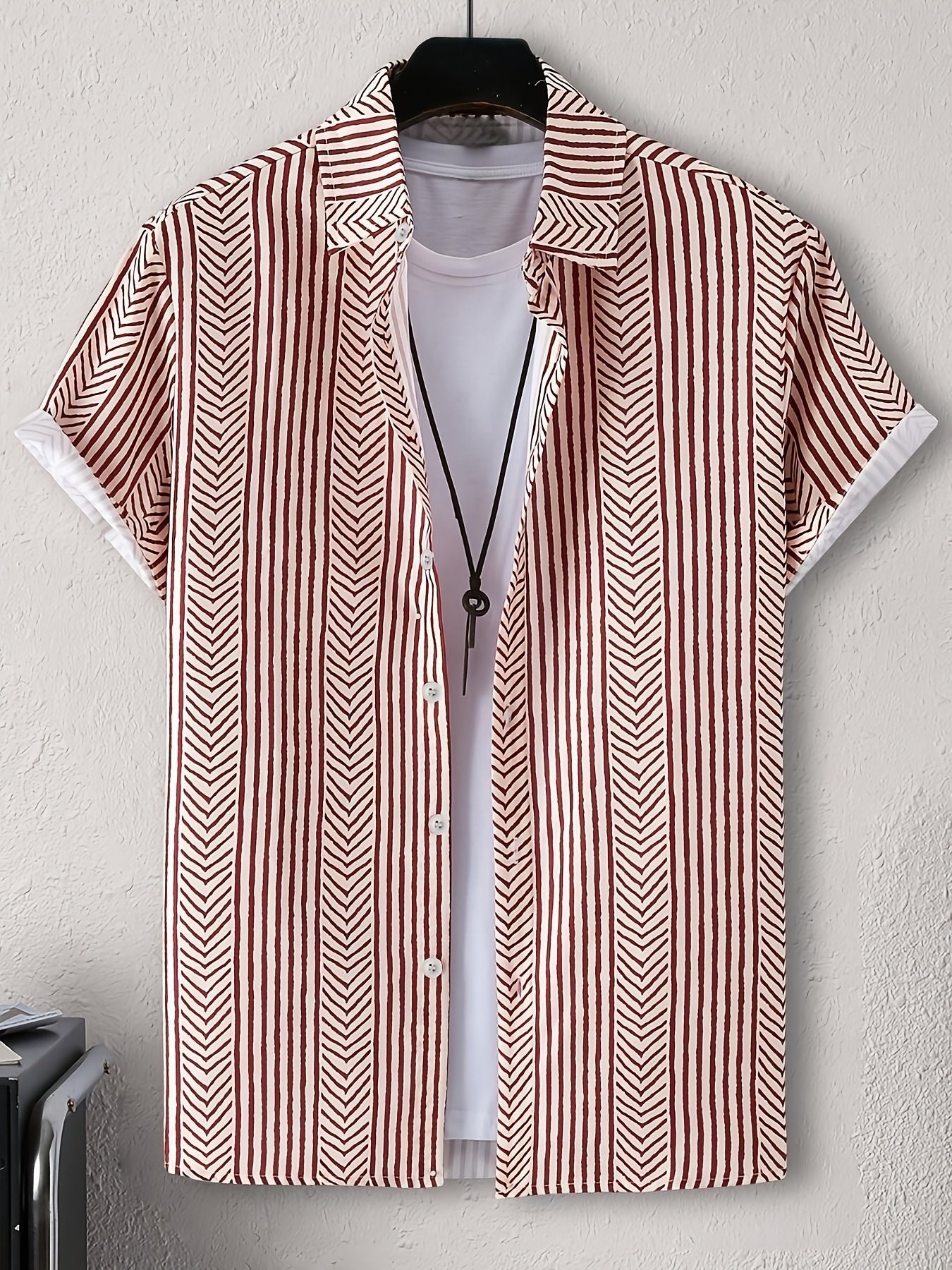 Men's Striped Print Hawaiian Button-Up Shirt