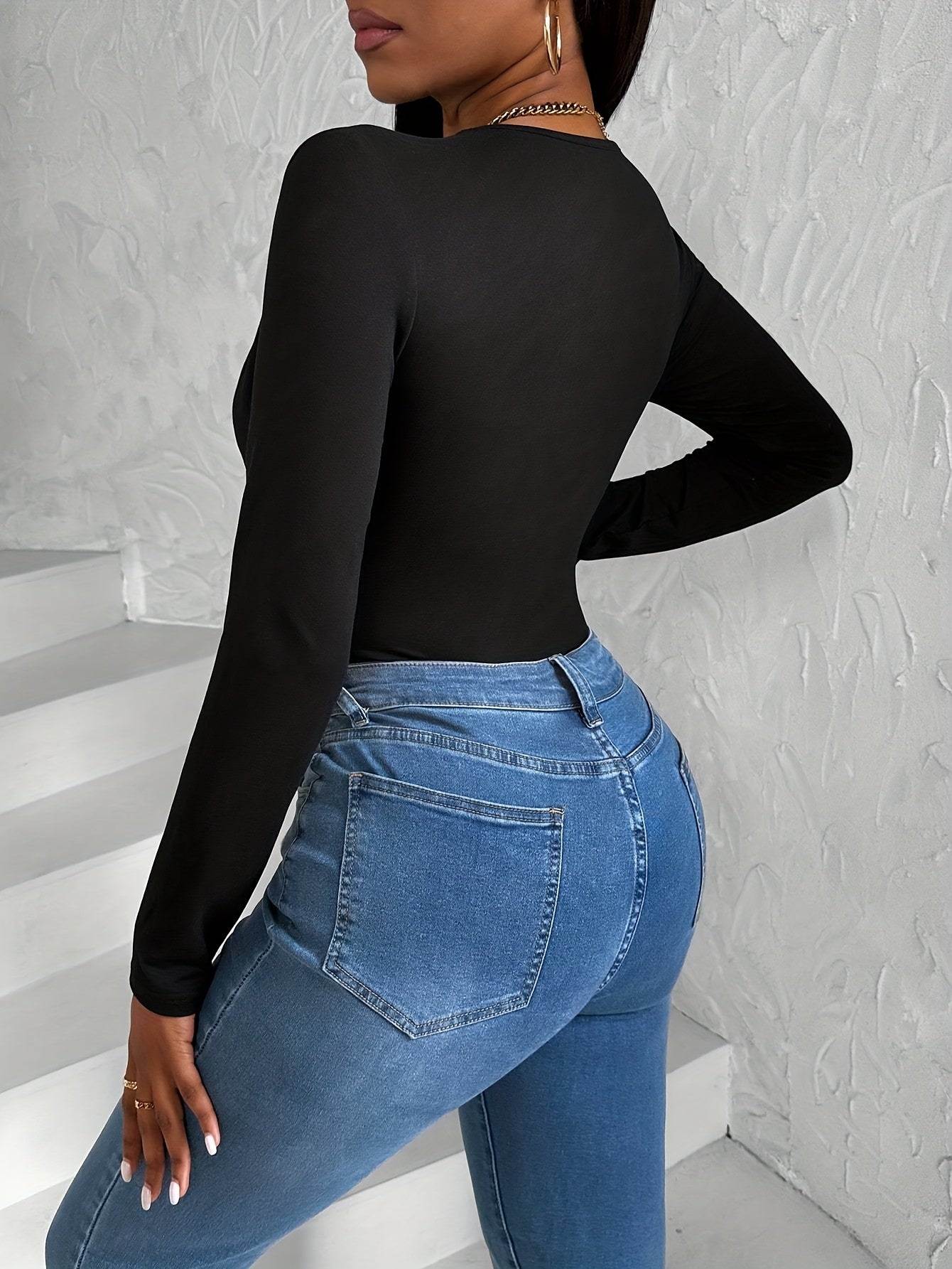 Women's Spring/Summer Solid Color Pleated V-Neck Long Sleeve Slim Bodysuit